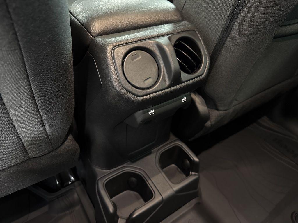 new 2025 Jeep Wrangler car, priced at $45,784