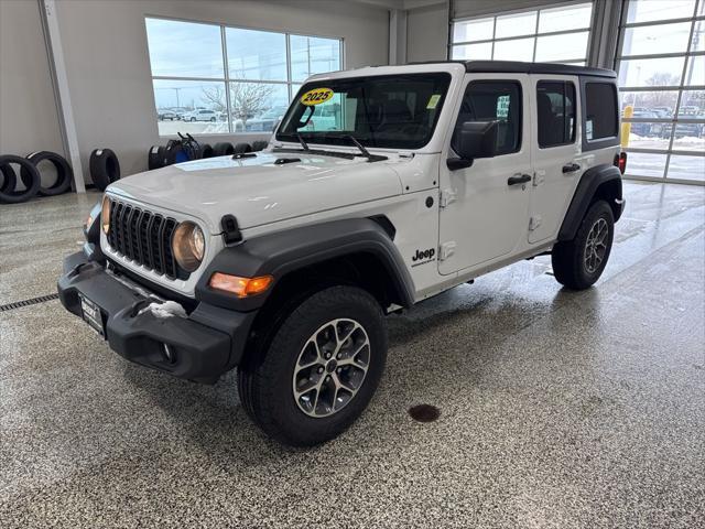 new 2025 Jeep Wrangler car, priced at $46,284