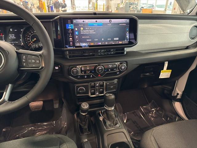 new 2025 Jeep Wrangler car, priced at $46,284