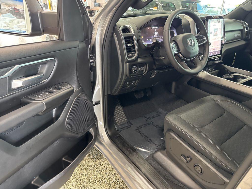 new 2025 Ram 1500 car, priced at $47,591