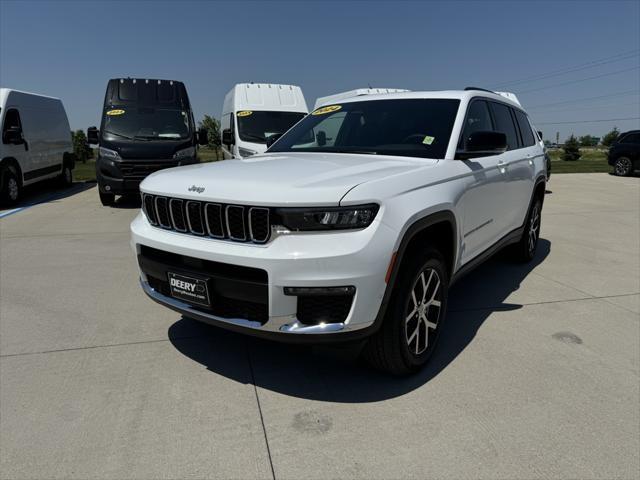 new 2024 Jeep Grand Cherokee L car, priced at $53,307