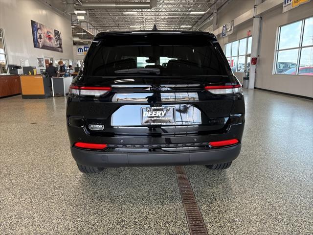 new 2024 Jeep Grand Cherokee car, priced at $44,197