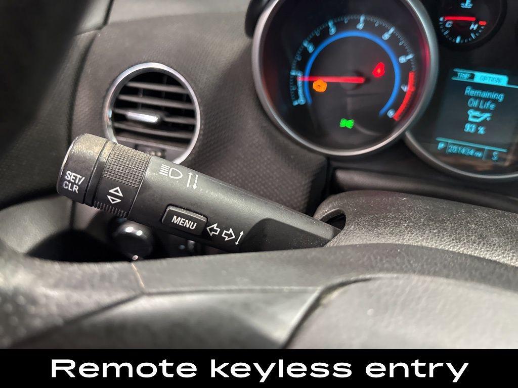 used 2015 Chevrolet Cruze car, priced at $3,494