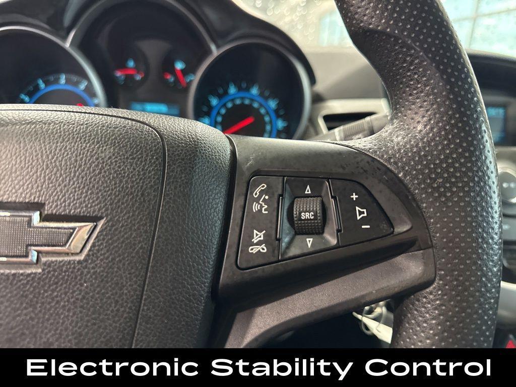 used 2015 Chevrolet Cruze car, priced at $3,494