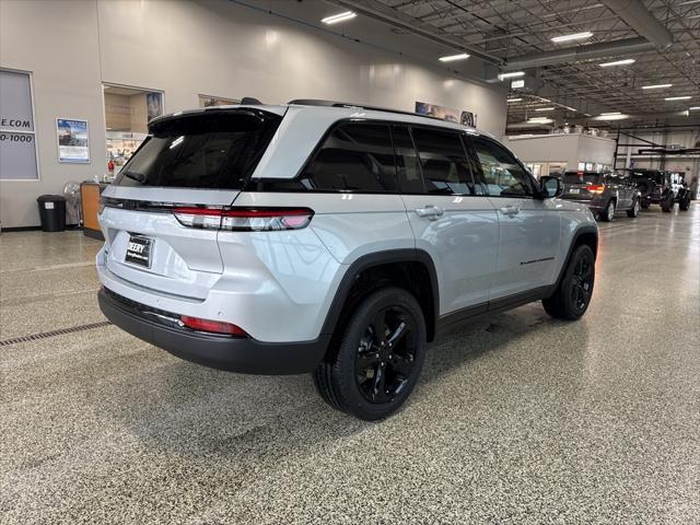 new 2025 Jeep Grand Cherokee car, priced at $40,862