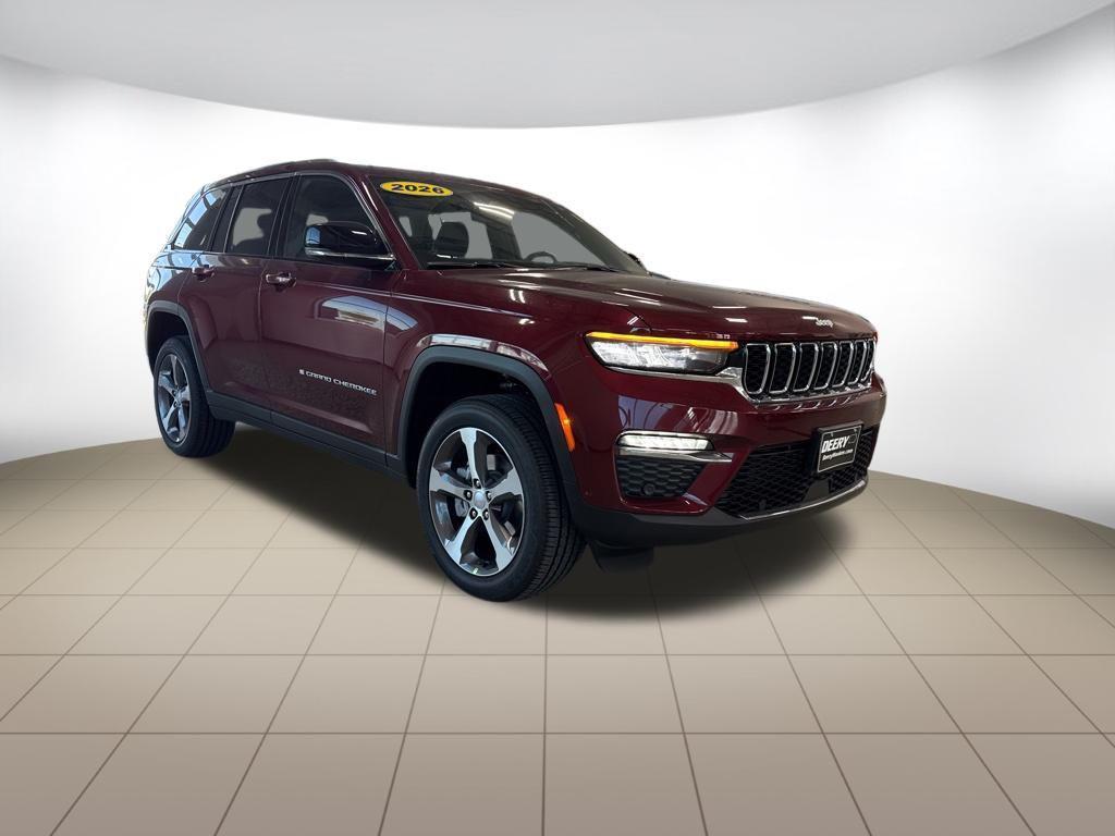 new 2025 Jeep Grand Cherokee car, priced at $49,374