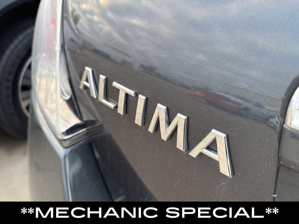 used 2007 Nissan Altima car, priced at $3,440