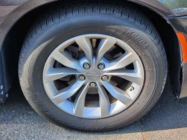 used 2019 Chrysler 300 car, priced at $18,899