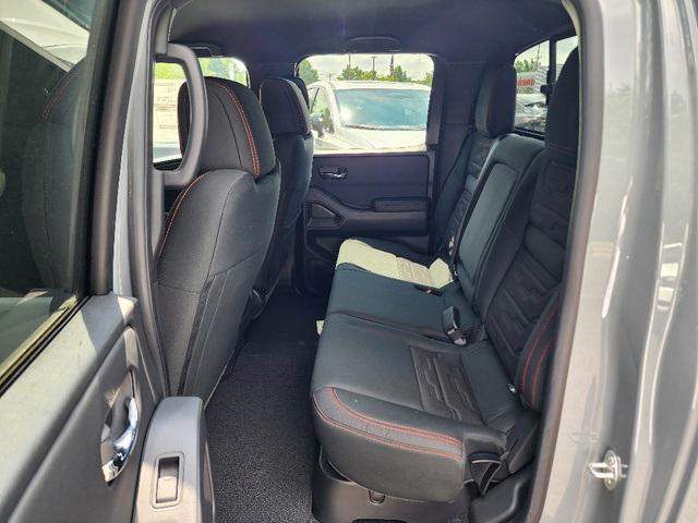 new 2025 Nissan Frontier car