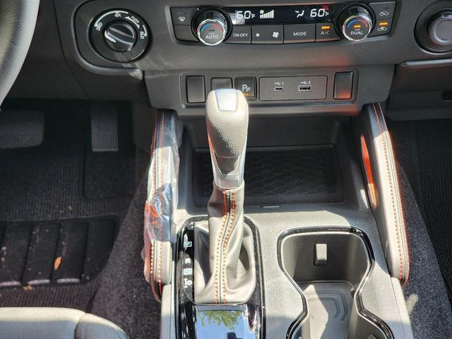 new 2025 Nissan Frontier car
