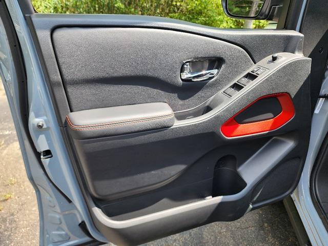 new 2025 Nissan Frontier car