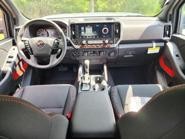 new 2025 Nissan Frontier car