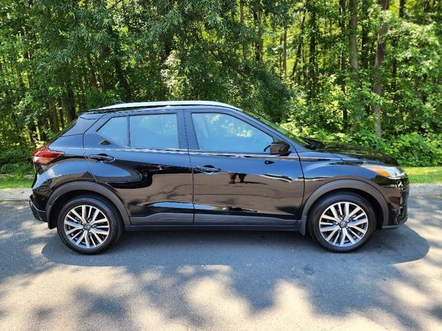 used 2023 Nissan Kicks car