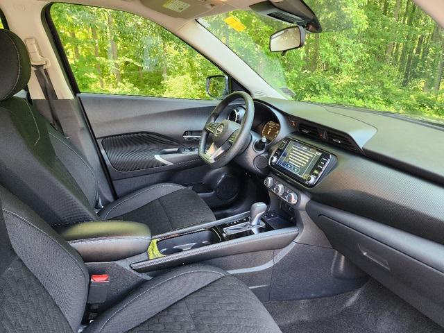 used 2023 Nissan Kicks car