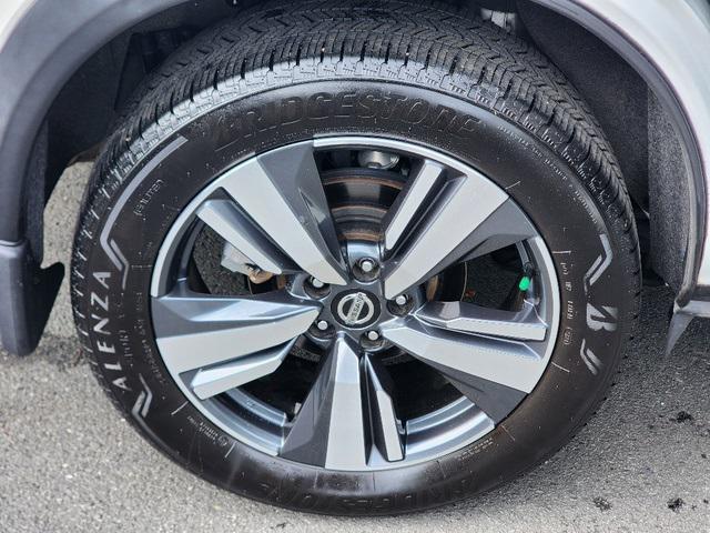 used 2021 Nissan Rogue car, priced at $25,999