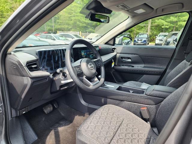 new 2025 Nissan Kicks car, priced at $26,330