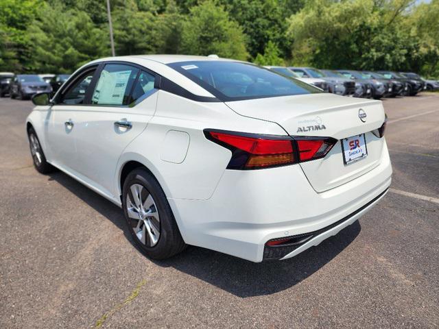 new 2025 Nissan Altima car