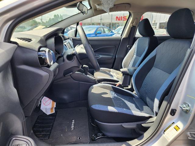 new 2025 Nissan Versa car