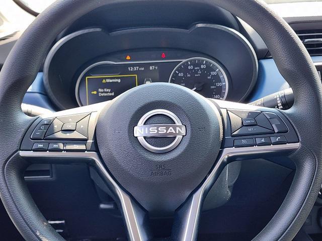 new 2025 Nissan Versa car