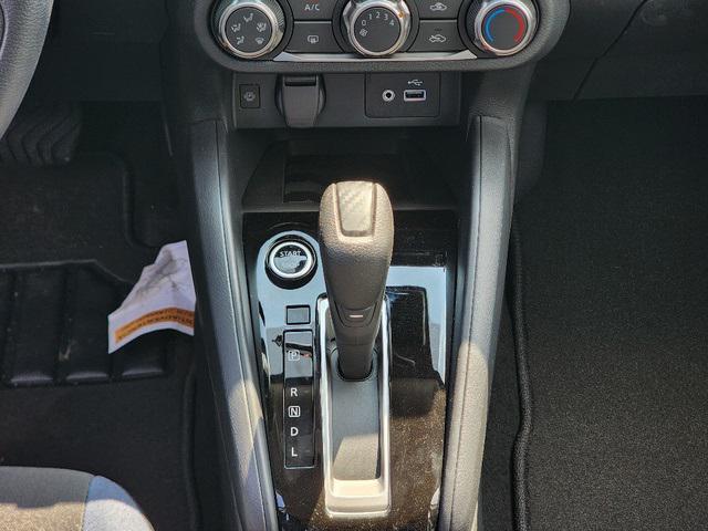 new 2025 Nissan Versa car