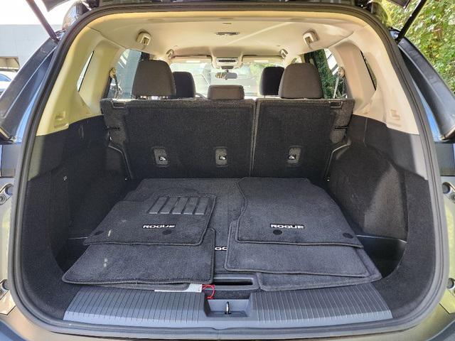used 2022 Nissan Rogue car, priced at $23,495
