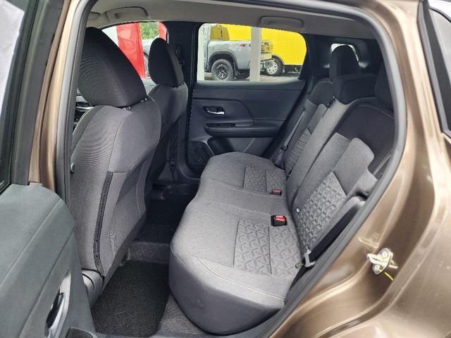 new 2025 Nissan Kicks car, priced at $26,510