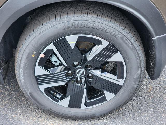 new 2025 Nissan Kicks car, priced at $26,510