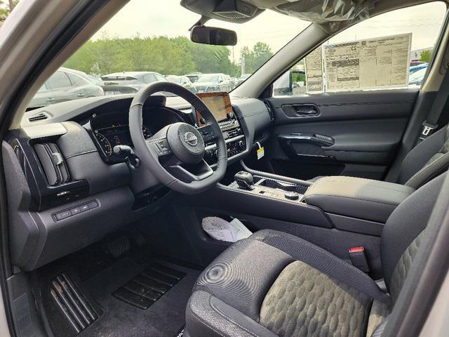 new 2025 Nissan Pathfinder car
