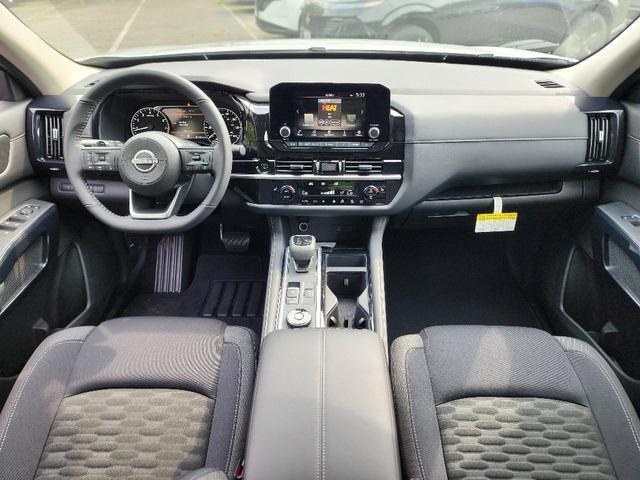 new 2025 Nissan Pathfinder car