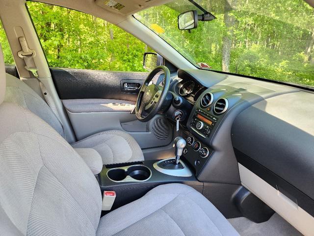 used 2011 Nissan Rogue car, priced at $8,900