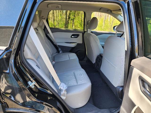 used 2025 Nissan Rogue car, priced at $33,499