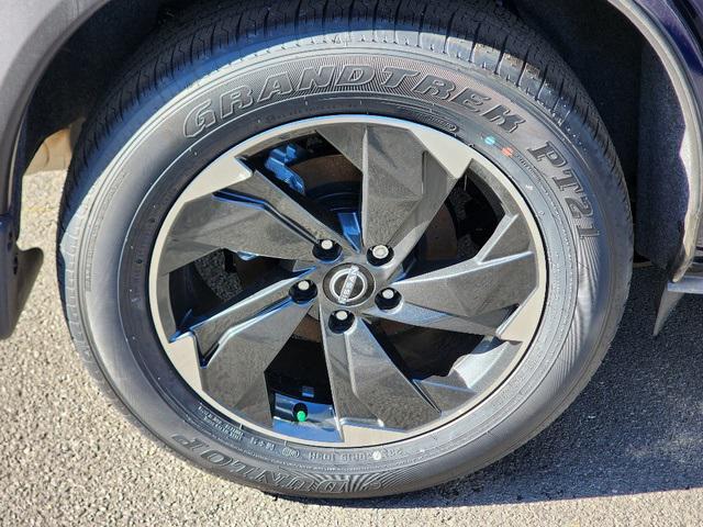 used 2025 Nissan Rogue car, priced at $33,900