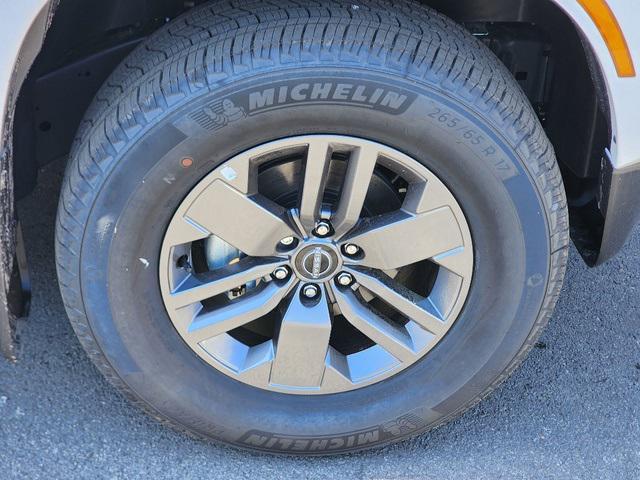 used 2025 Nissan Frontier car, priced at $35,500