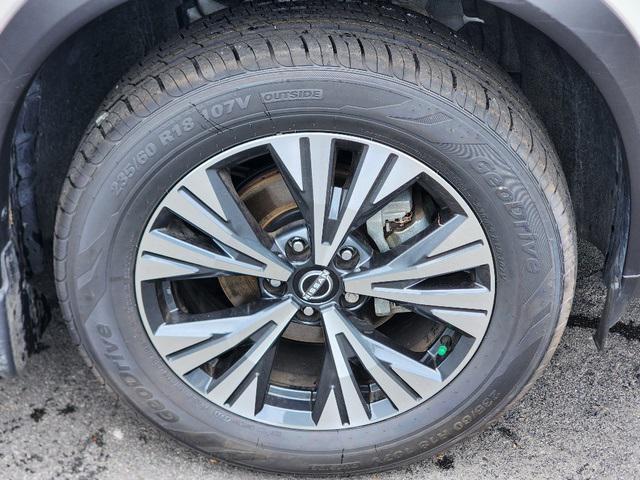 used 2023 Nissan Rogue car, priced at $24,994