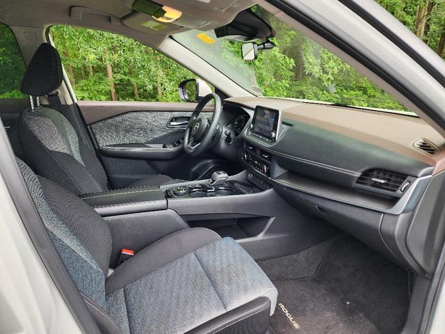 used 2023 Nissan Rogue car, priced at $24,994
