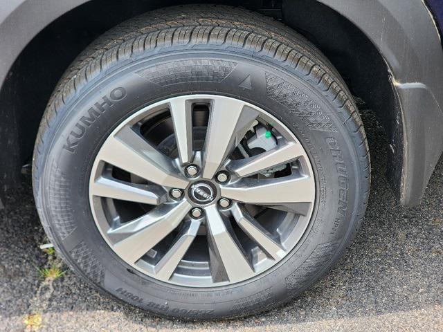 new 2025 Nissan Pathfinder car, priced at $45,377