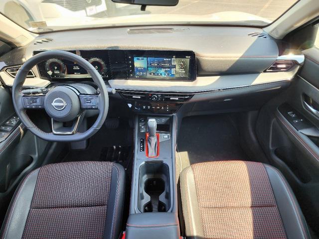 new 2025 Nissan Kicks car, priced at $29,085