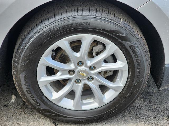 used 2021 Chevrolet Equinox car, priced at $18,907