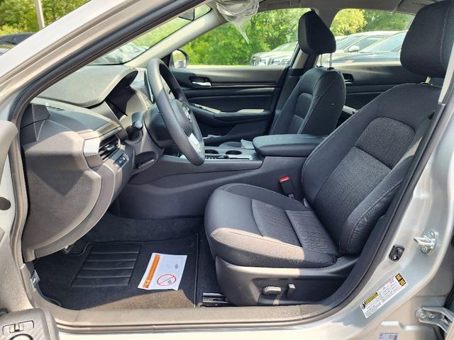 new 2025 Nissan Altima car