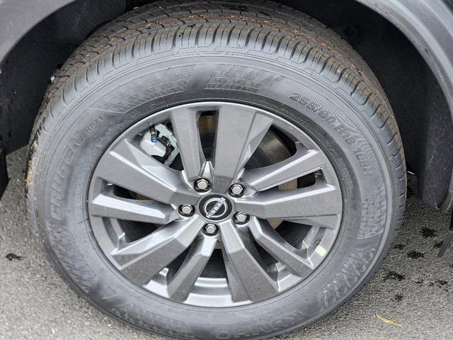 used 2025 Nissan Pathfinder car, priced at $39,599