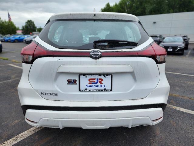 new 2025 Nissan Kicks car