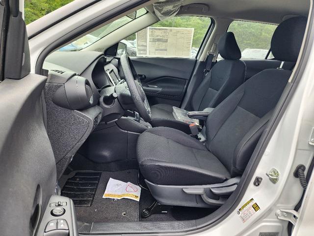 new 2025 Nissan Kicks car