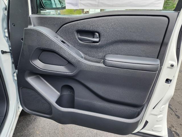 used 2025 Nissan Frontier car, priced at $36,999
