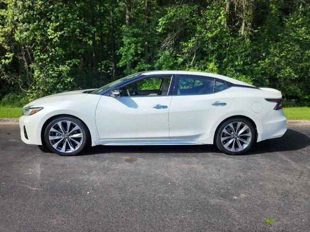 used 2023 Nissan Maxima car, priced at $35,999