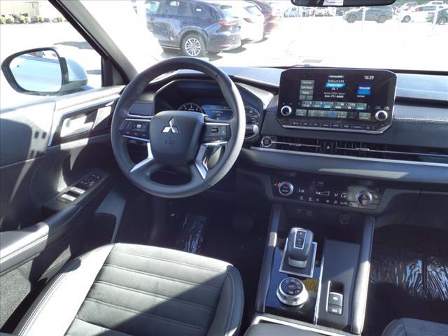 used 2023 Mitsubishi Outlander car, priced at $25,999