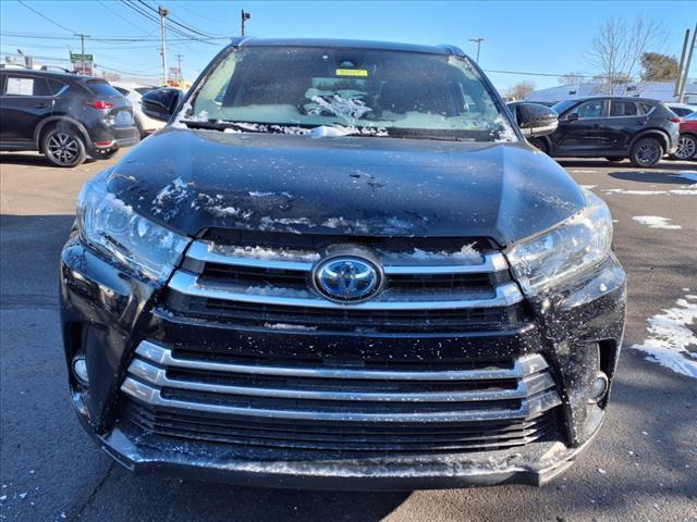 used 2018 Toyota Highlander Hybrid car, priced at $30,228