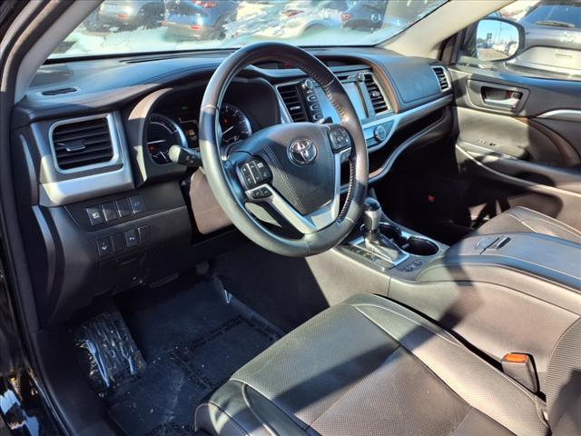 used 2018 Toyota Highlander Hybrid car, priced at $30,228