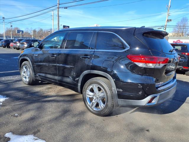 used 2018 Toyota Highlander Hybrid car, priced at $30,228