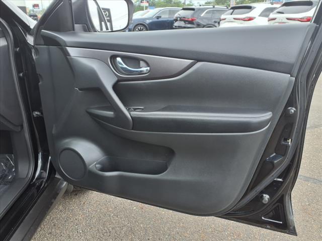 used 2016 Nissan Rogue car, priced at $11,866