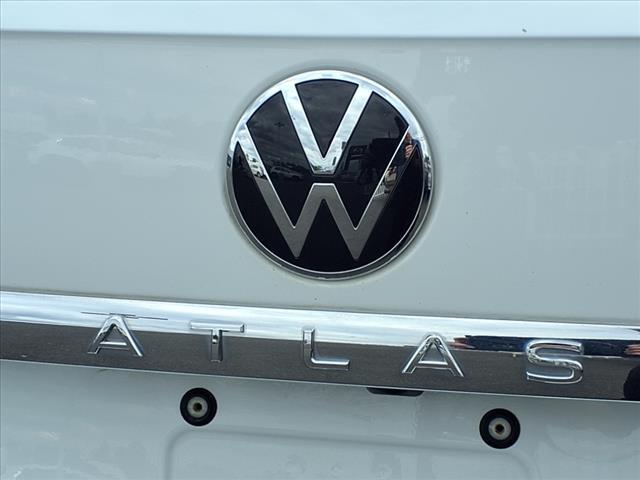 used 2021 Volkswagen Atlas car, priced at $24,642